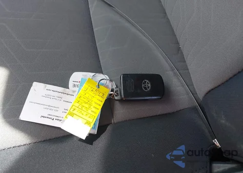 2021 Toyota Tacoma Trd Off-Road z USA, uszkodzony, nr VIN 3TMDZ5BN3MM114901